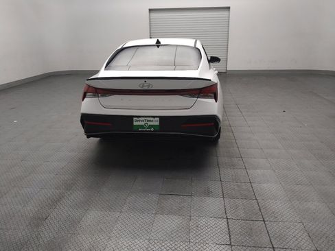 Used 2025 Hyundai Elantra Sport FWD image 7