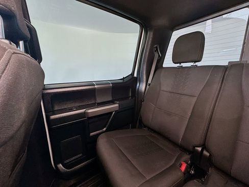 Used 2018 Ford F150 XLT w/ Equipment Group 302A Luxury AWD/4WD image 12