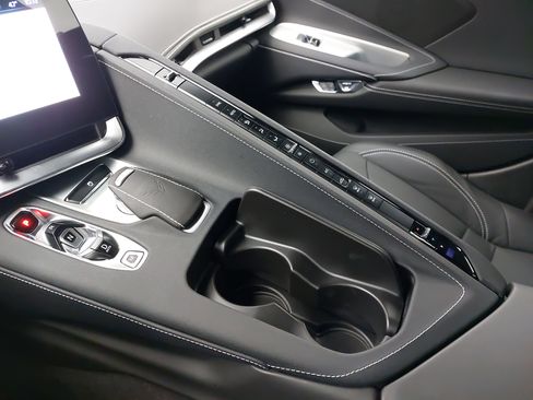 Used 2024 Chevrolet Corvette Stingray Coupe w/ Battery Protection Package image 23