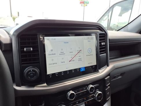 New 2025 Ford F150 Lightning XLT image 8