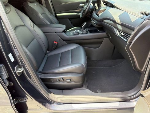 Used 2022 Cadillac XT4 Sport w/ Enhanced Visibility Package FWD image 30