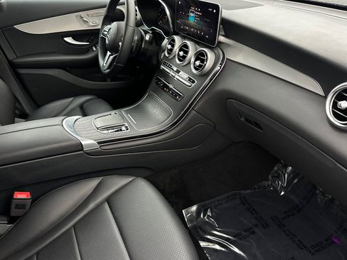 Used 2022 Mercedes-Benz GLC 300 image 14