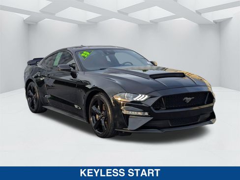 Used 2023 Ford Mustang GT Premium w/ Equipment Group 401A RWD image 3