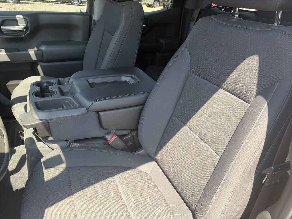Used 2020 Chevrolet Silverado 1500 Custom w/ Custom Value Package AWD/4WD image 11