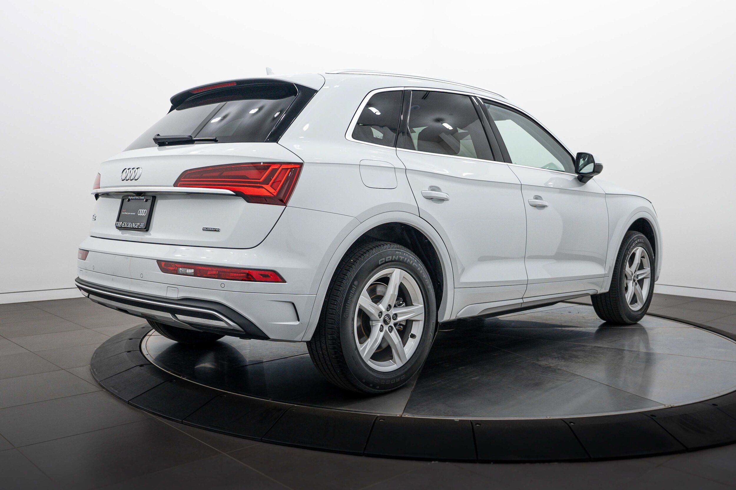 Certified 2024 Audi Q5 2.0T Premium AWD/4WD image 3
