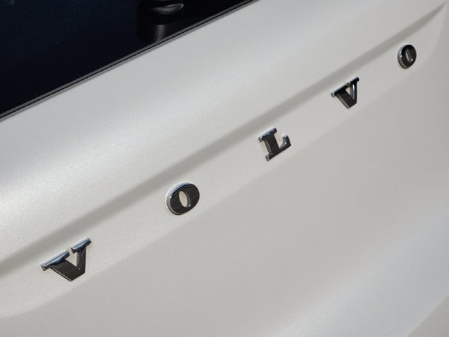 Used 2022 Volvo XC40 T5 Inscription AWD/4WD image 6