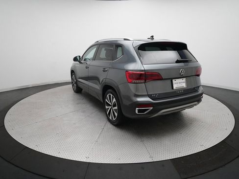 Used 2022 Volkswagen Taos SE image 33