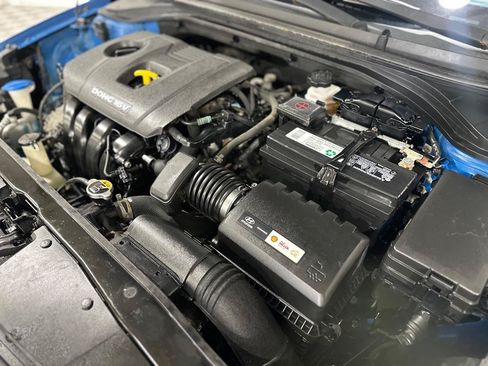 Used 2017 Hyundai Elantra SE FWD image 36