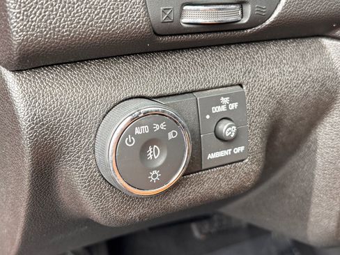 Used 2014 Chevrolet Traverse LT FWD image 22