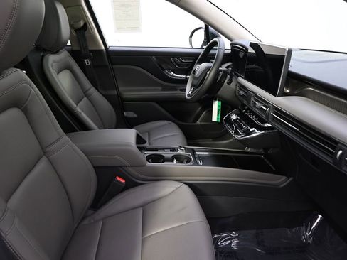 New 2026 Lincoln Corsair Grand Touring image 16