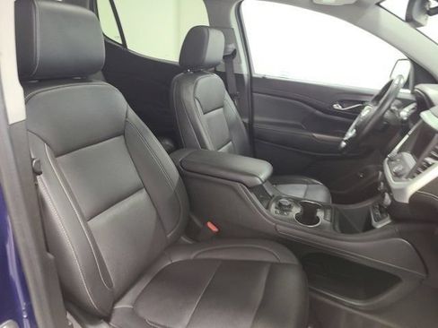 Used 2023 GMC Acadia SLT w/ Elevation Edition FWD image 12
