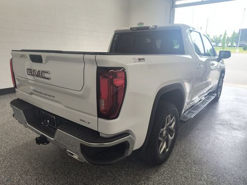 Used 2024 GMC Sierra 1500 SLT w/ SLT Premium Plus Package AWD/4WD image 5