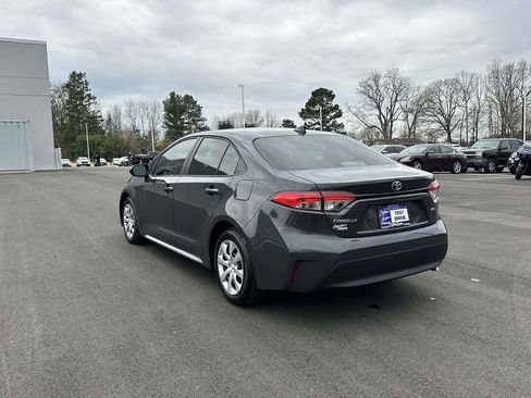 Used 2025 Toyota Corolla LE w/ Convenience Package image 23