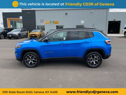 Used 2025 Jeep Compass Limited image 8