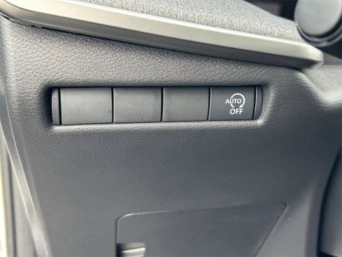 New 2026 Nissan Kicks SV FWD image 31