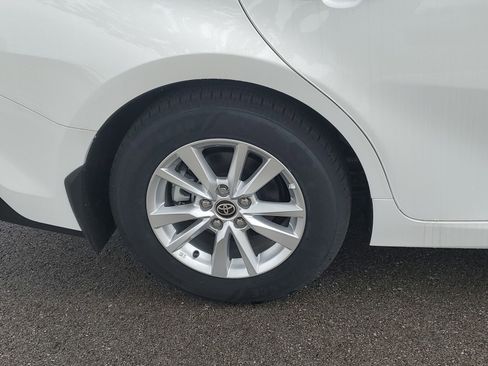 Certified 2025 Toyota Camry LE w/ Convenience Package FWD image 4