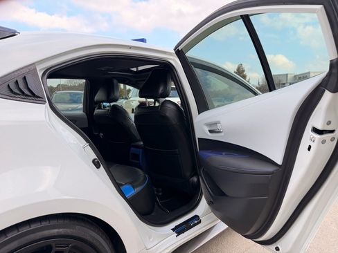 Used 2020 Toyota Corolla SE w/ SE Premium Package image 30