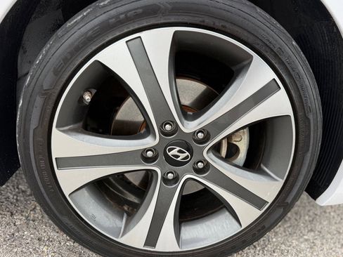 Used 2014 Hyundai Elantra w/ Option Group 2 image 25