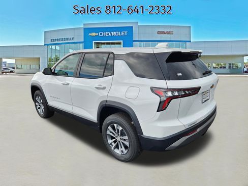 New 2026 Chevrolet Equinox LT FWD image 3