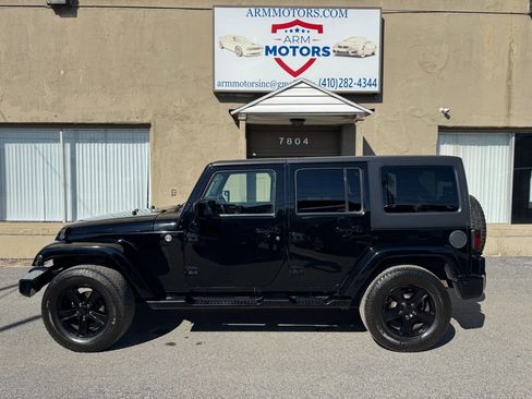 Used 2011 Jeep Wrangler Unlimited Sport image 4
