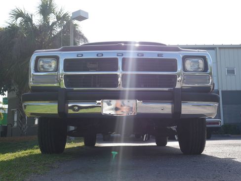 Used 1992 Dodge D/W Truck 150 RWD image 33