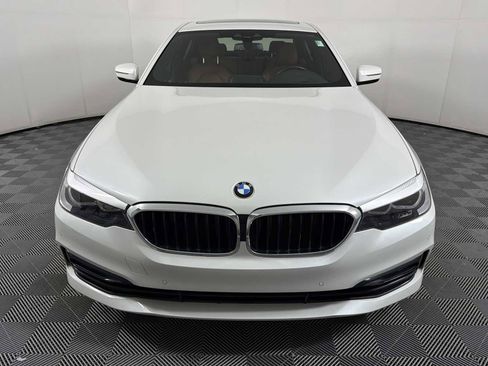 Used 2018 BMW 530i image 2
