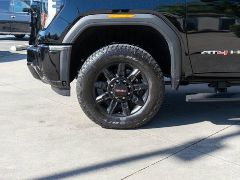New 2026 GMC Sierra 3500 AT4 w/ AT4 Premium Plus Package AWD/4WD image 31