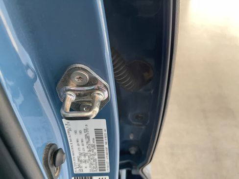 Used 2019 Toyota Tacoma TRD Off-Road AWD/4WD image 28