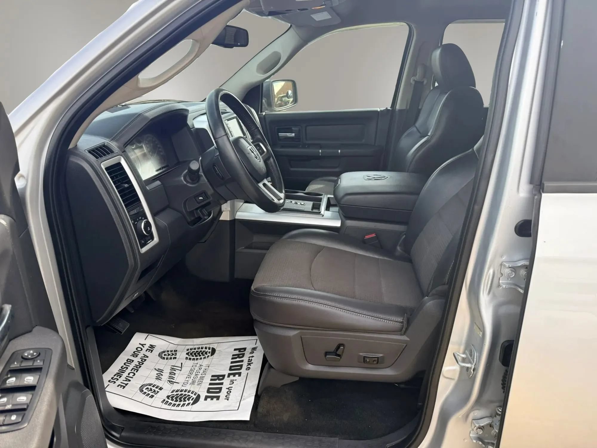 Used 2011 RAM 1500 Sport w/ Remote Start & Security Group AWD/4WD image 13