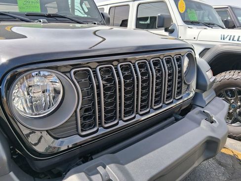 Certified 2024 Jeep Wrangler Sport AWD/4WD image 5