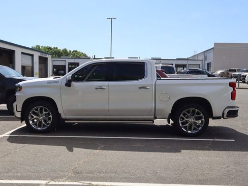 Certified 2021 Chevrolet Silverado 1500 High Country w/ Technology Package image 2