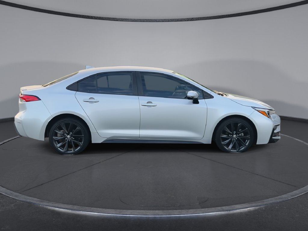 Used 2023 Toyota Corolla SE FWD image 9