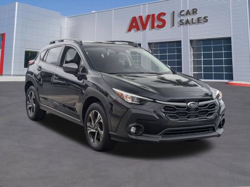 Used 2025 Subaru Crosstrek 2.5i Premium AWD/4WD image 3