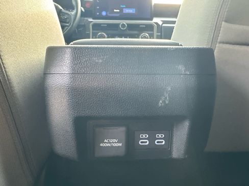 Used 2025 Toyota Tacoma TRD Off-Road image 25