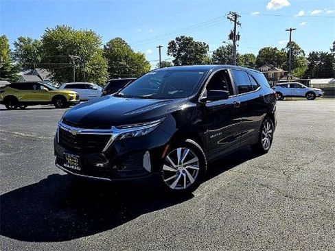 Used 2022 Chevrolet Equinox LT image 3