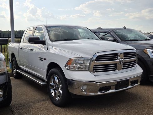 Used 2015 RAM 1500 Big Horn AWD/4WD image 3