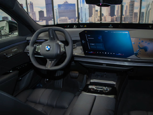 Used 2027 BMW i7 xDrive50 AWD/4WD image 14
