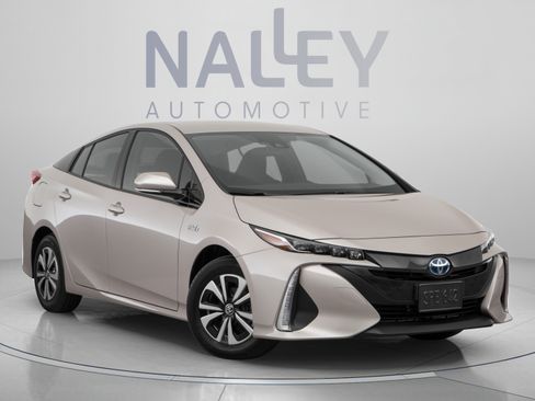 Used 2018 Toyota Prius Prime Advanced FWD image 6