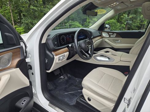 Used 2024 Mercedes-Benz GLE 450 4MATIC image 12