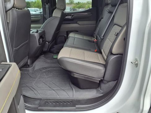 Used 2024 Chevrolet Silverado 1500 ZR2 w/ Technology Package image 26