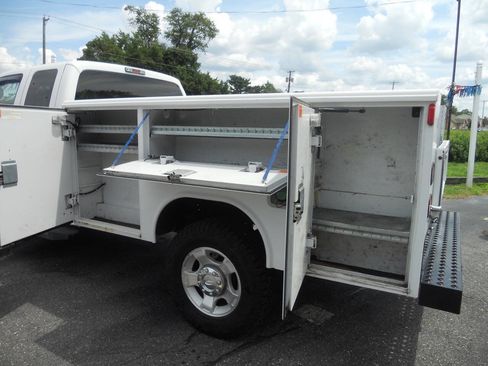 Used 2009 Ford F350 XLT AWD/4WD image 30