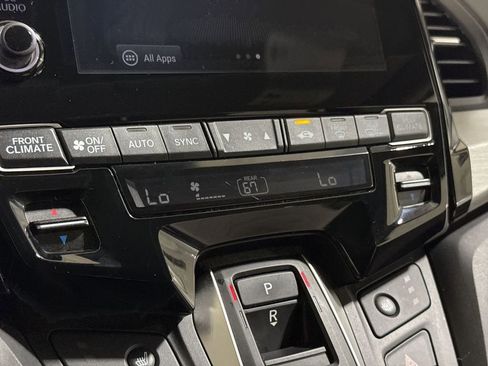 Used 2020 Honda Odyssey EX image 16