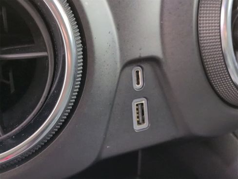 Used 2020 Chevrolet Blazer LT image 31