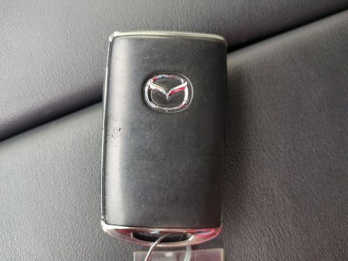 Used 2025 MAZDA CX-70 3.3 Turbo w/ Preferred Package image 25