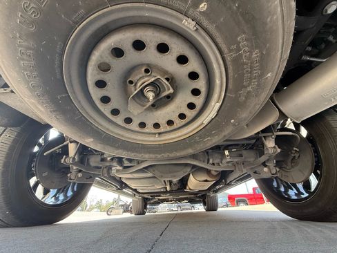 Used 2019 Cadillac Escalade Platinum image 85