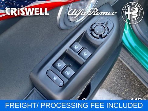 New 2025 Alfa Romeo Tonale w/ Premium Package image 17