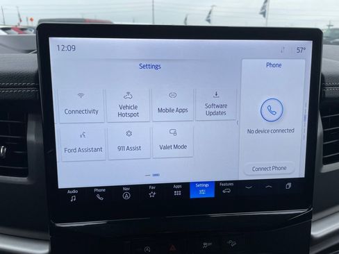 Used 2024 Ford Expedition XLT image 20