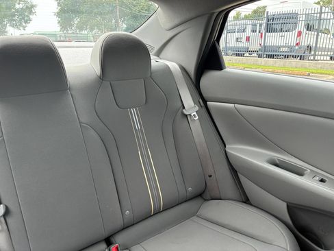 Used 2026 Hyundai Elantra Sport FWD image 31