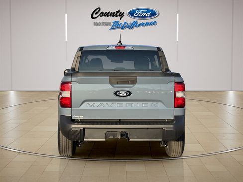 New 2025 Ford Maverick XLT w/ XLT Luxury Package image 11
