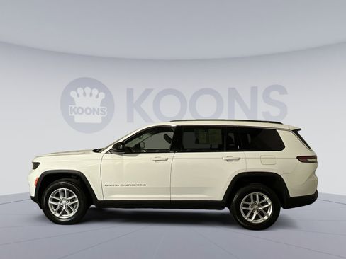 Used 2023 Jeep Grand Cherokee L Laredo AWD/4WD image 13